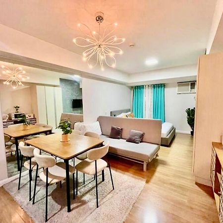 Abreeza Studio Suite 2321 - Pool, Wifi, City View, Washer, Ac, Netflix, Mall Davao Bagian luar foto