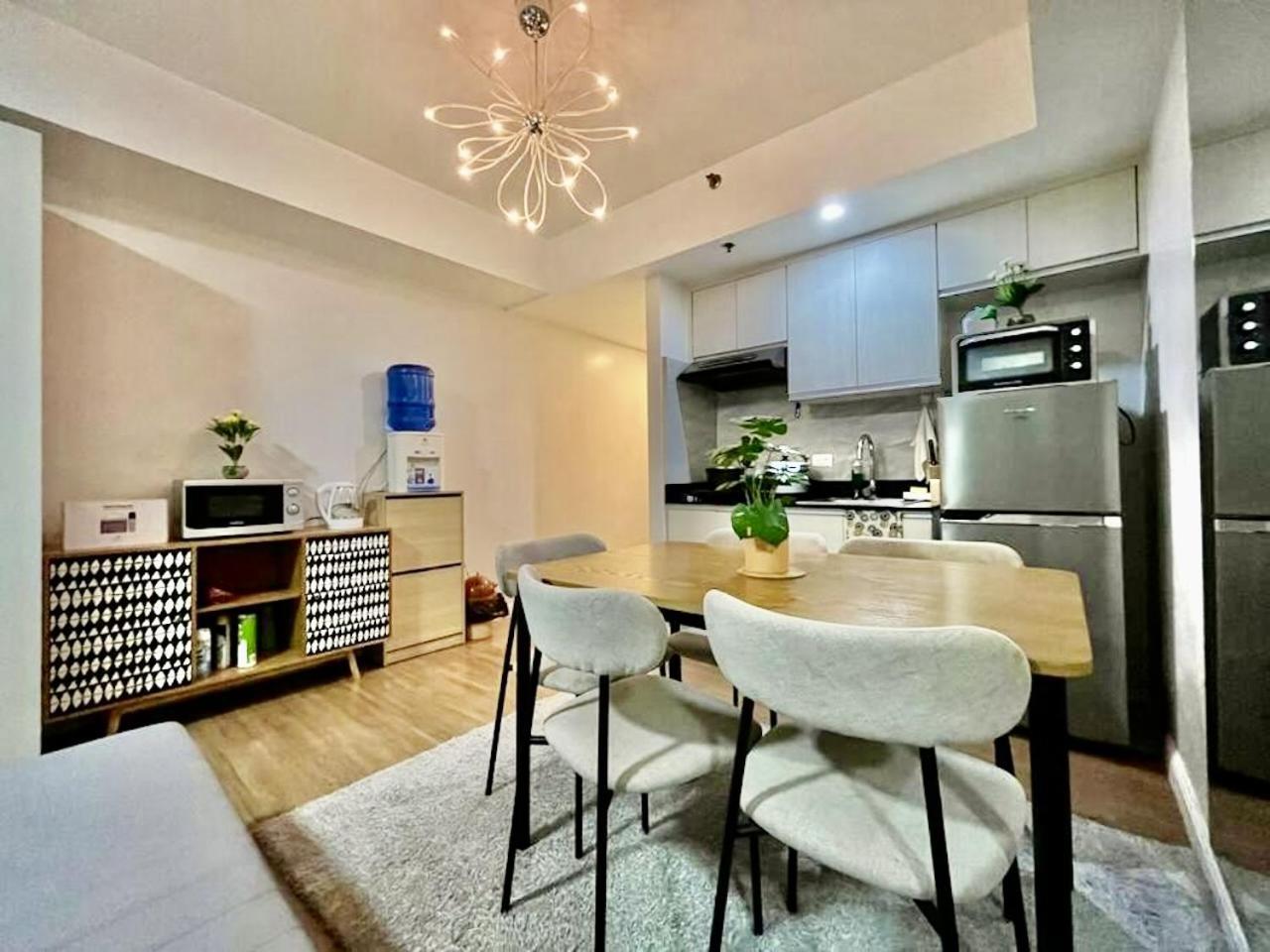 Abreeza Studio Suite 2321 - Pool, Wifi, City View, Washer, Ac, Netflix, Mall Davao Bagian luar foto
