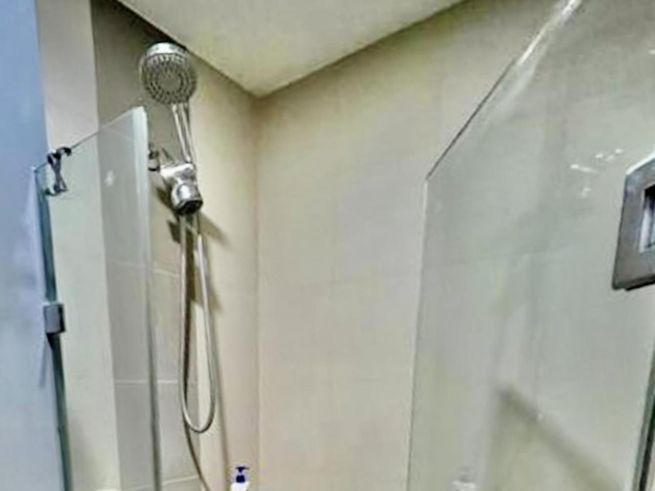 Abreeza Studio Suite 2321 - Pool, Wifi, City View, Washer, Ac, Netflix, Mall Davao Bagian luar foto